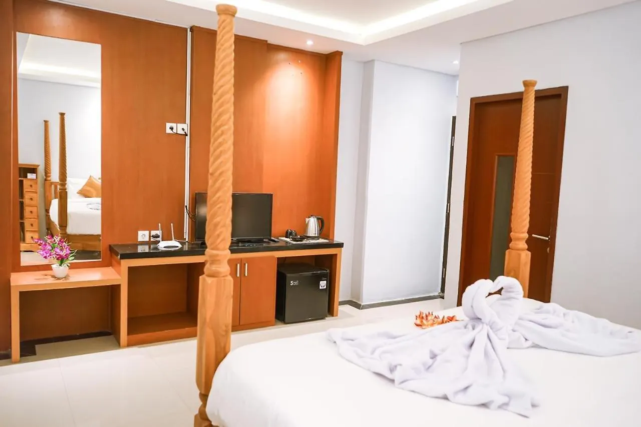 *** Hotel E Luxury Suites Seminyak By Innapps Kerobokan  Indonesia